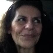 Esperta in comunicazione e relazioni pubbliche. Clienti internazionali